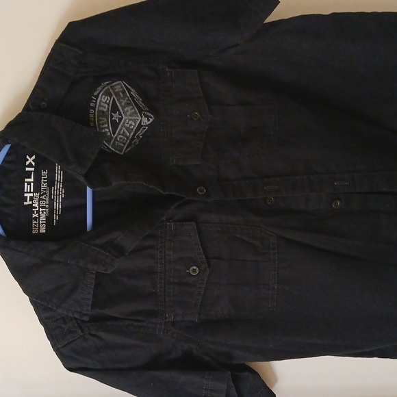 Boys Helix Instinct Is A Virtue Black Collar Shirt Size XL - Picture 9 of 10